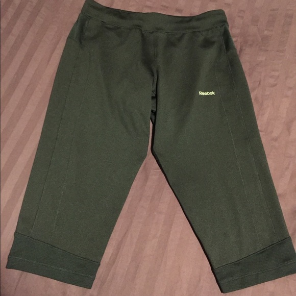 NWOT Reebok Training Capris - Picture 2 of 7